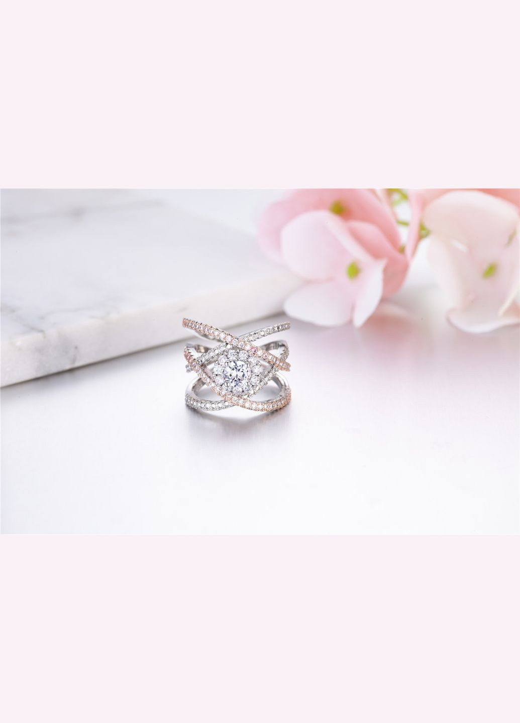 Жіноче широке кільце з неіржавкої сталі з камінням, колір срібло + золото, розмір 17 No Brand (311222761)