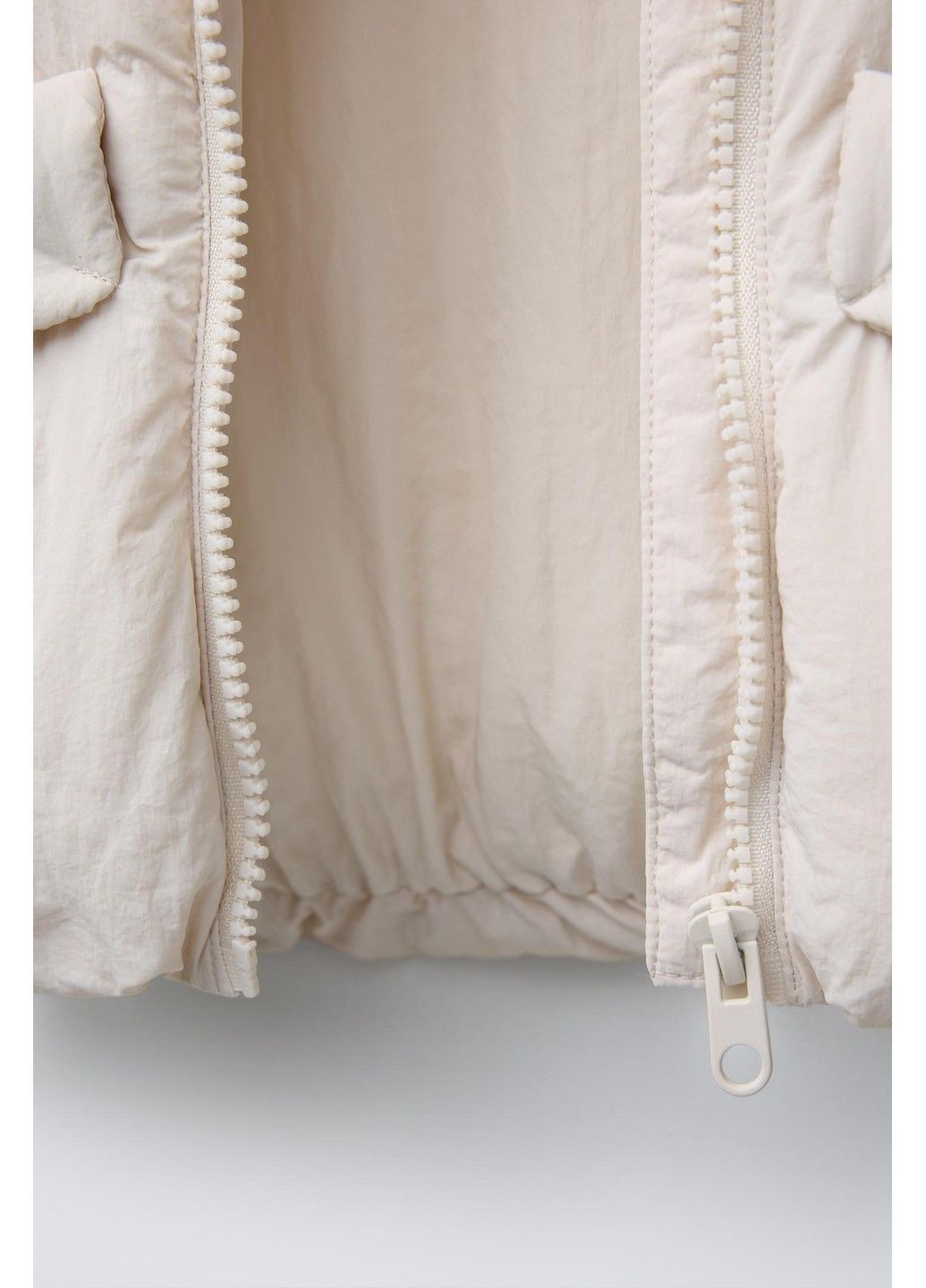 Розовая демисезонная жилет Zara