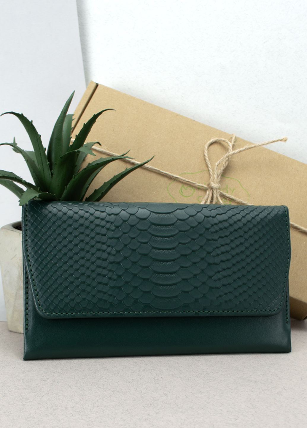 Подарочный женский набор №91: кошелек Leona + обложка на паспорт (зеленый питон) HandyCover (283323779)