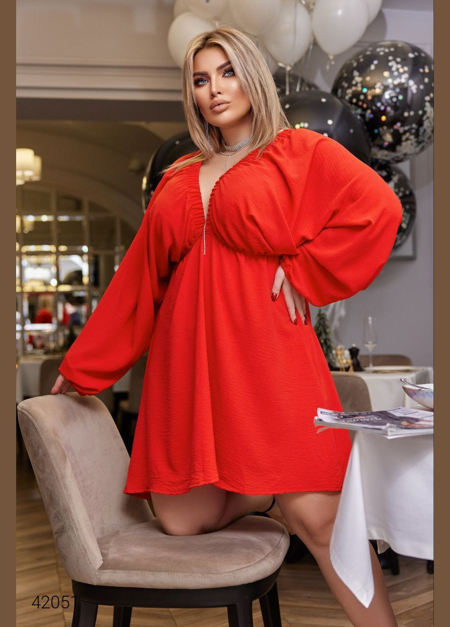 Красное вечернее вечернее коктельное платье с открытой спиной Liton однотонное