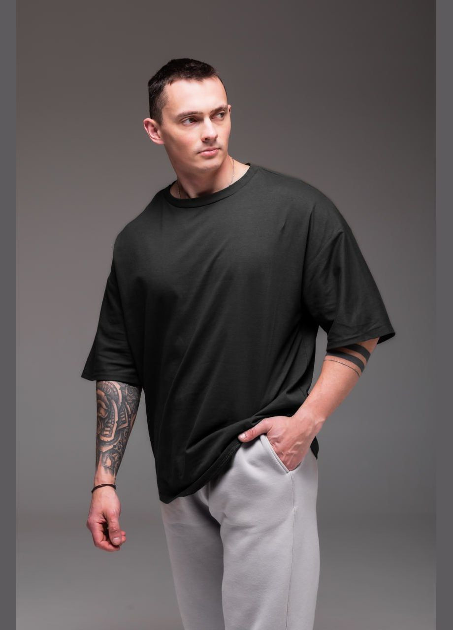 Чорна чоловіча чорна футболка "oversize" No Brand