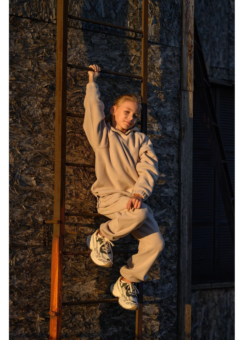 Бежевий флісовий костюм для дівчаток / підлітків No Brand