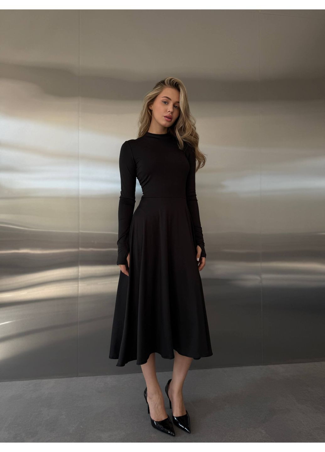 Черное повседневный платье женское а-силуэт Гермес однотонное