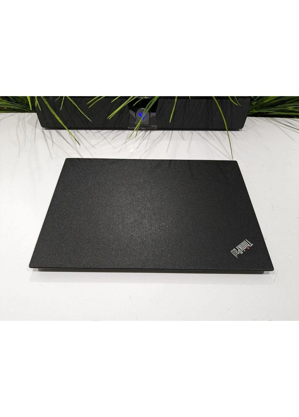 Ультрабук ThinkPad T14s Gen 1 / 14" (1920x1080) IPS / Intel Core i5-10210U (4 (8) ядра по 1.6 - 4.2 GHz) / 16 GB DDR4 / 256 GB Lenovo (398146783)