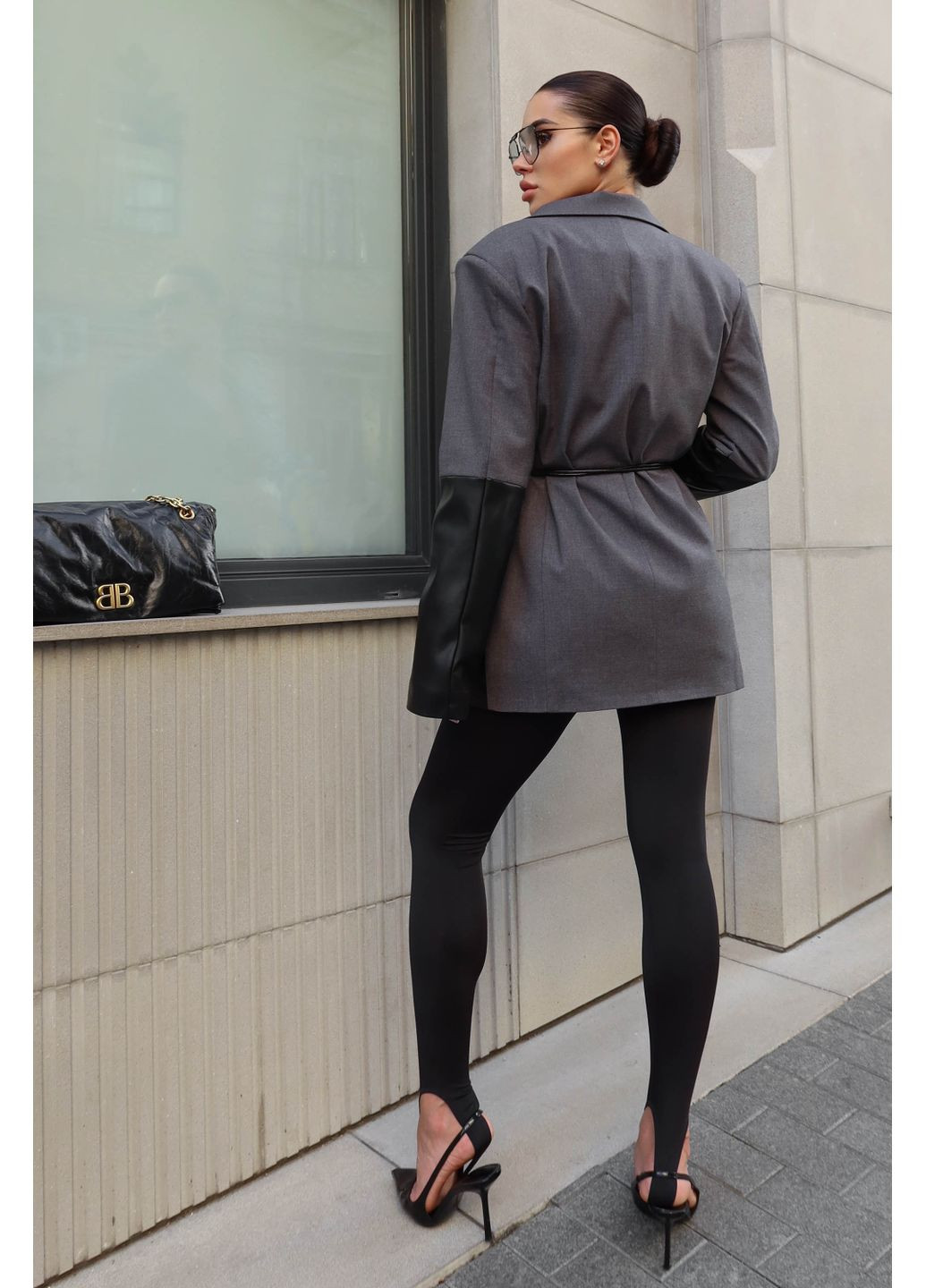 Укорочений тренч без поясу Графіт Jadone Fashion (356174362)