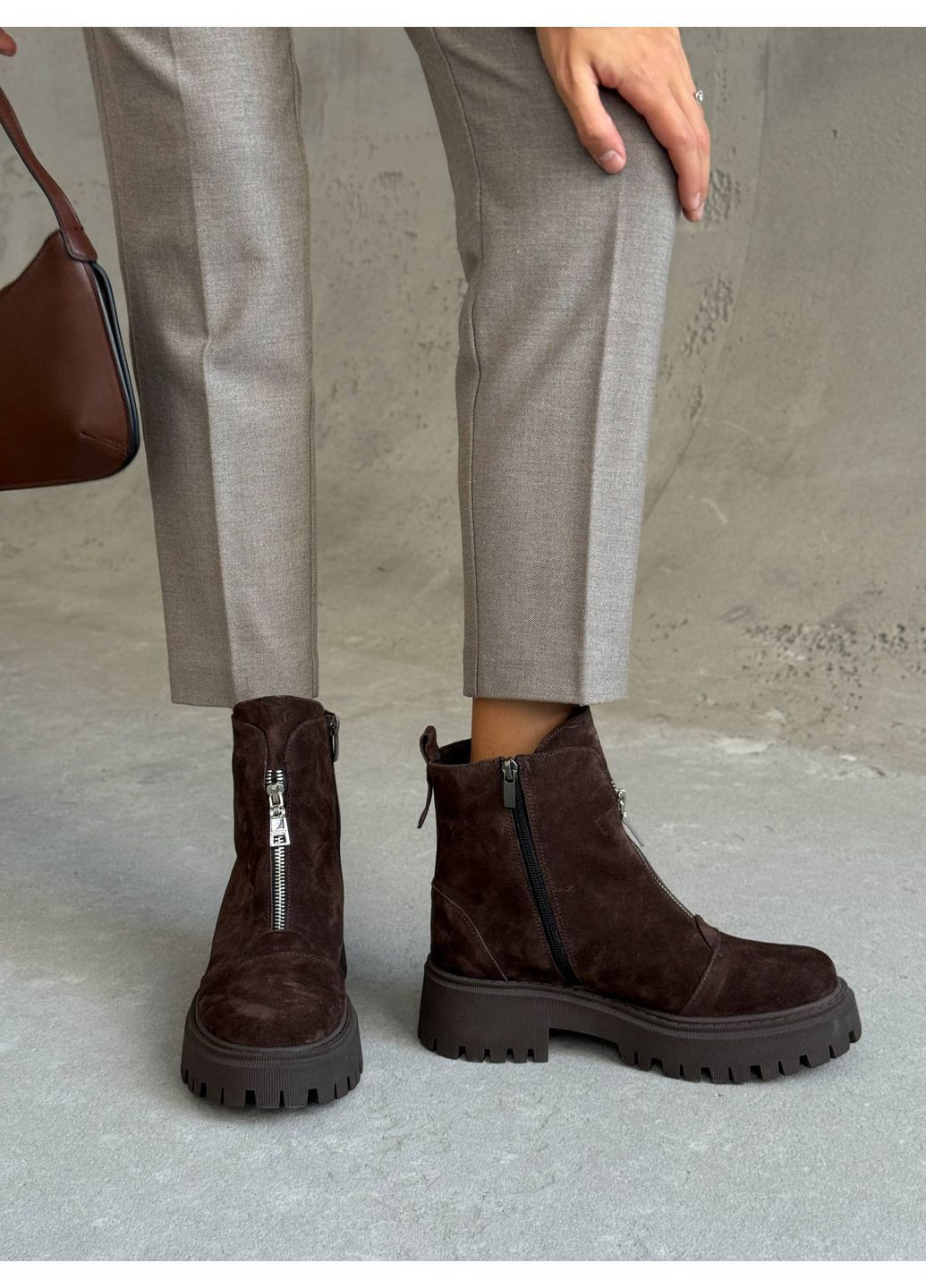 Демісезонні замшеві черевики Helen (362345727)