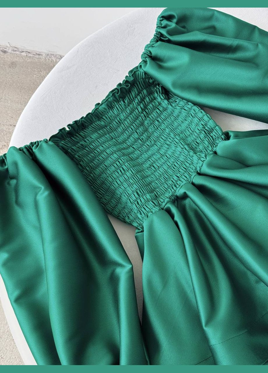 Зелена святковий сукня міні з відкритими плечима та пишними рукавами з відкритими плечима MonCher