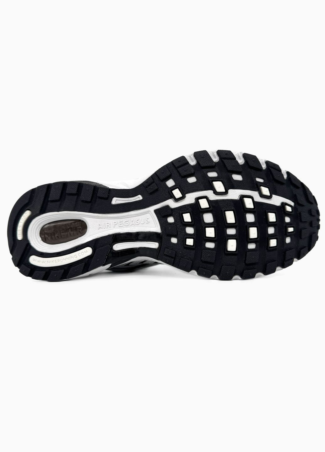 Черно-белые демисезонные кроссовки мужские и женские nike air pegasus 2k5 black white | найк аир пегасус 2k5 черно-белые No Brand