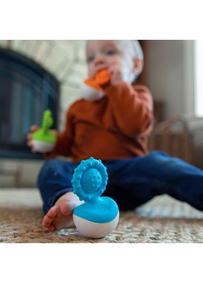 Прорезыватель-неваляшка dimpl wobl, голубой () Fat Brain Toys FA217-4 (370498762)
