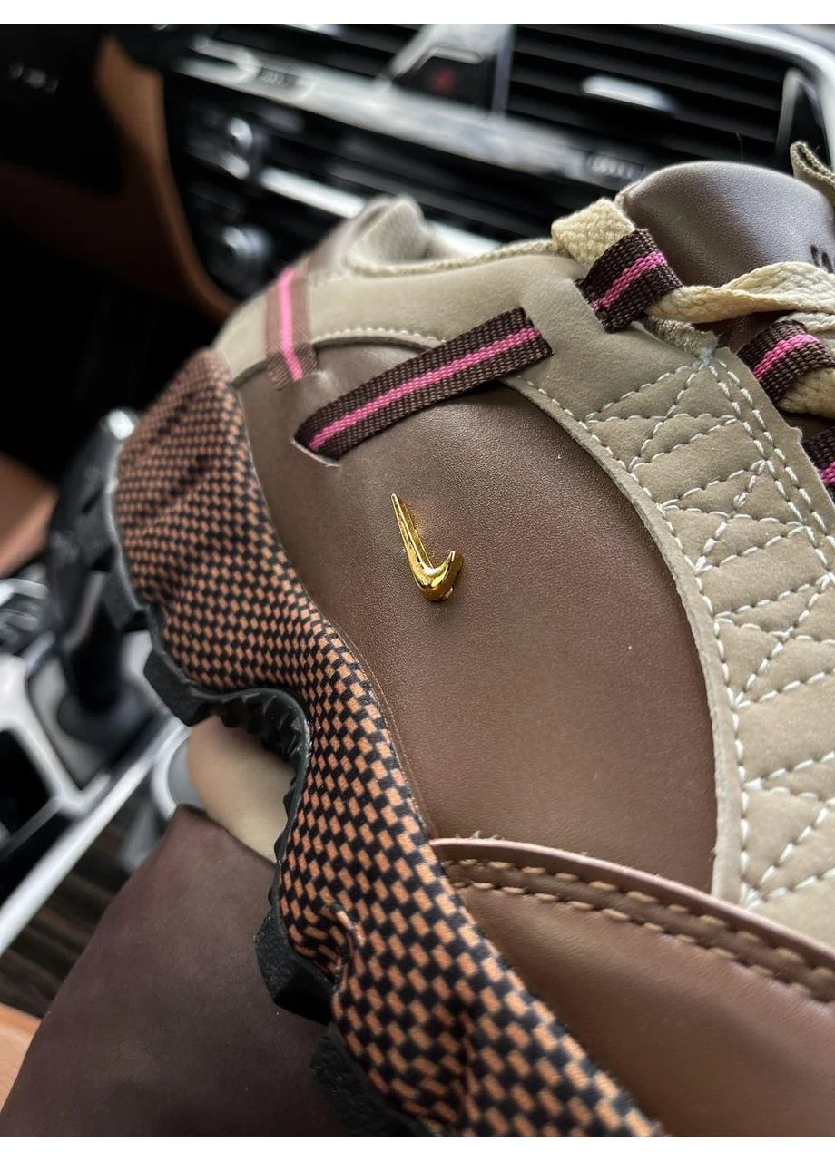 Коричневые летние кроссовки nike humara lx jacquemus ale brown gold найк хума́ра No Brand