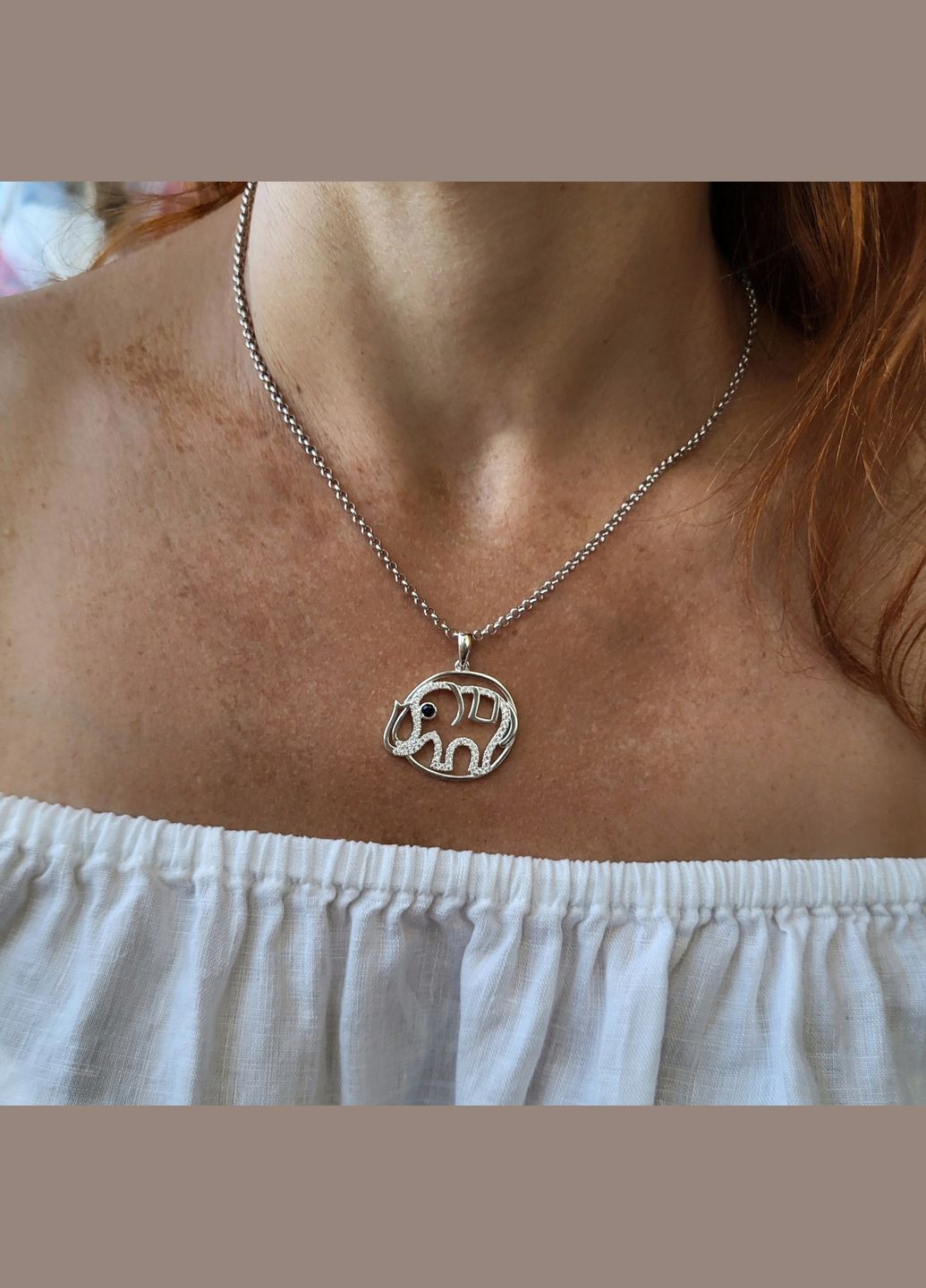 Серебряная подвеска подвес кулон Слон в Белых камнях серебро 925 пробы 3835 4.17г No Brand (306741361)