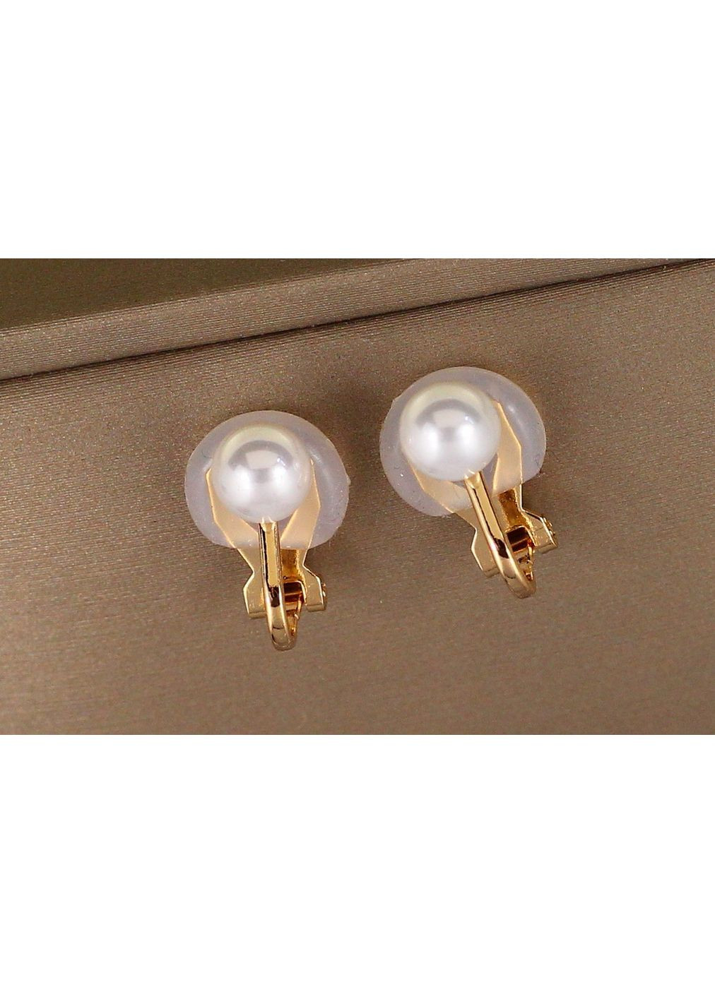Серьги клипсы жемчужина золотистые 1,5 см love-shopping Xuping Jewelry (354657825)