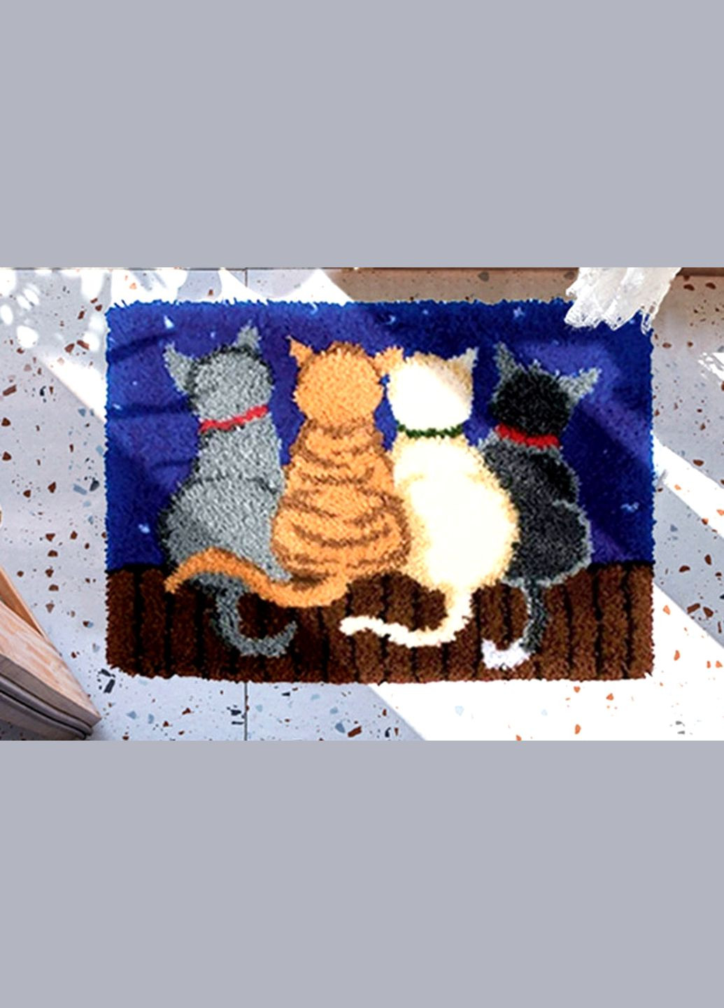 Набір для килимової вишивки килимок чотири коти на даху (основа-канва, нитки, гачок для килимової вишивки) No Brand 1917 (293943053)