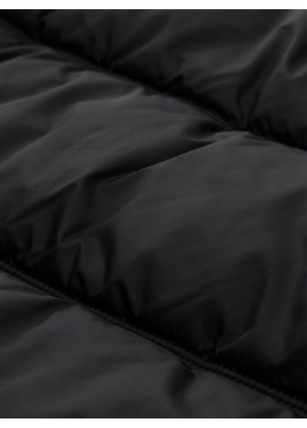 Черная демисезонная куртка Tom Tailor