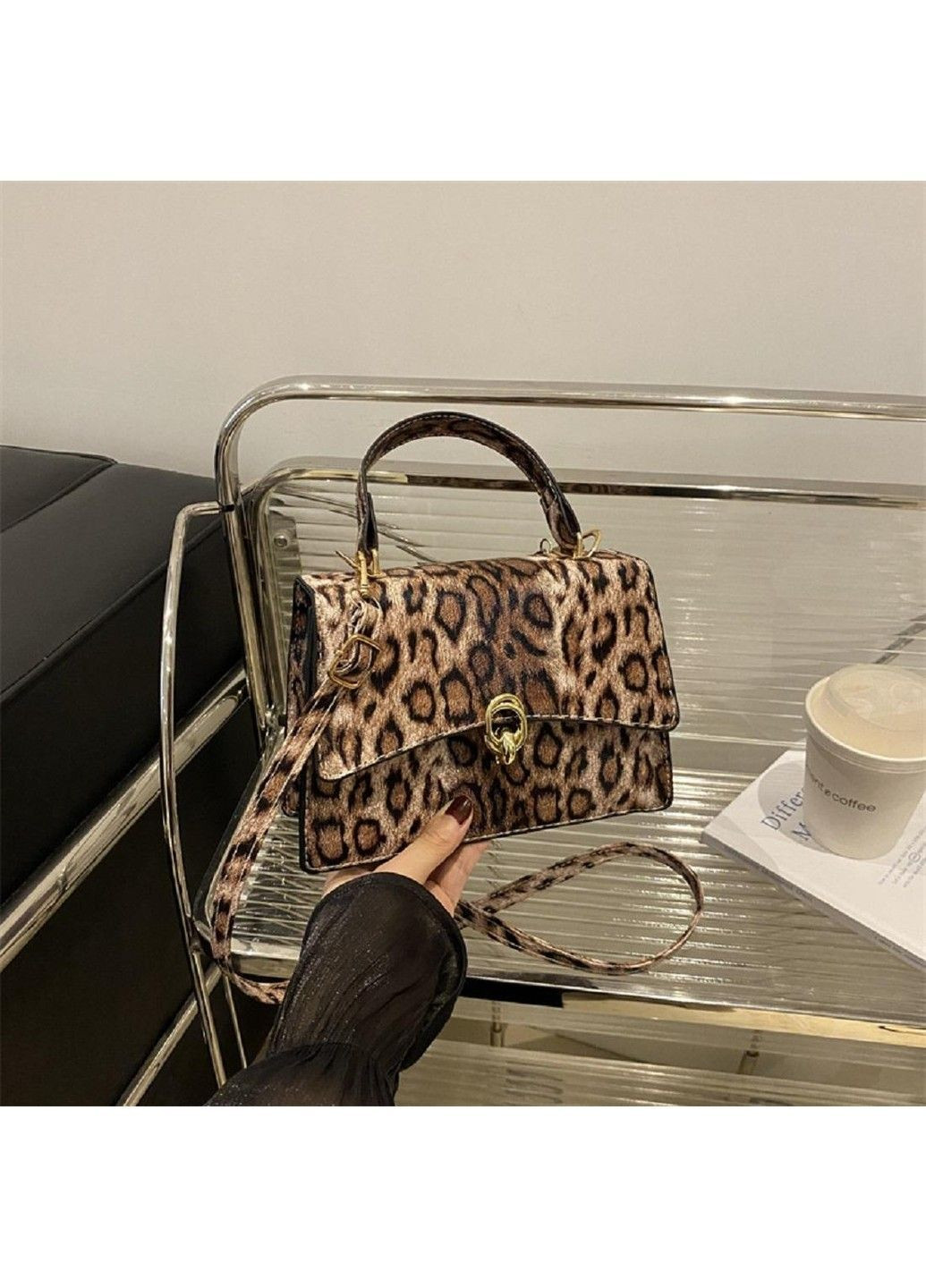 Стильне кроссбоді еко-шкіра лео P1-369-9075LB Lilly (369892878)