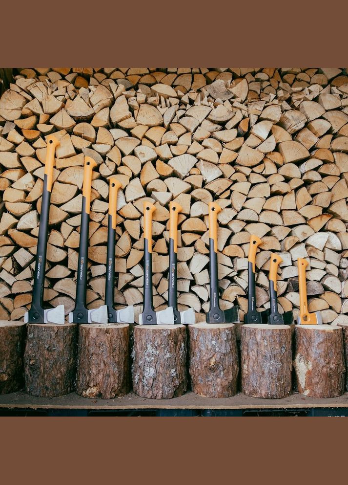 Универсальный топор X-series X18 Universal S 1069103 Fiskars (317303623)