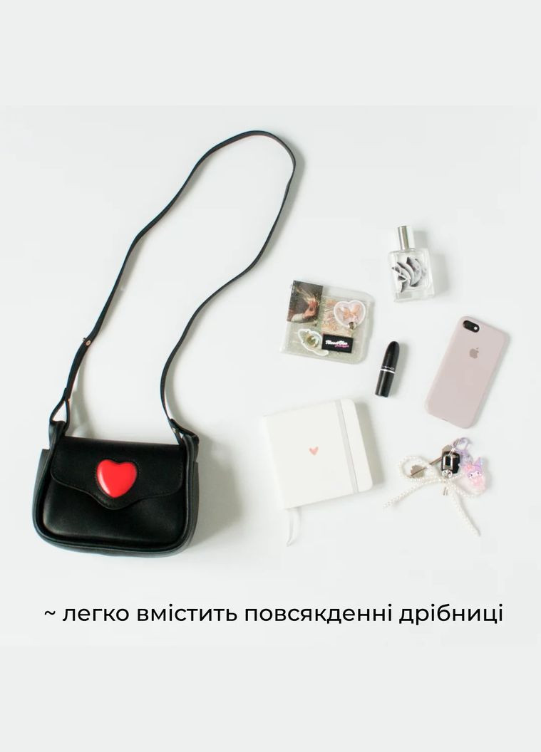 Сумка з екошкіри чорна кокетт вінтажна з червоним серденьком і тканинною пов'язкою кросс боді лоліта мила через плече елегантна No Brand (314808651)
