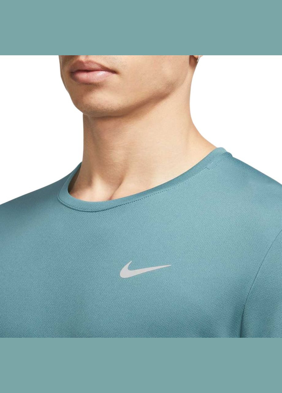 Голубая футболка Nike