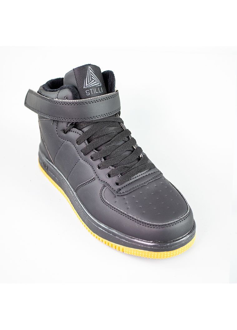 Чорні кросівки чоловічі Stilli