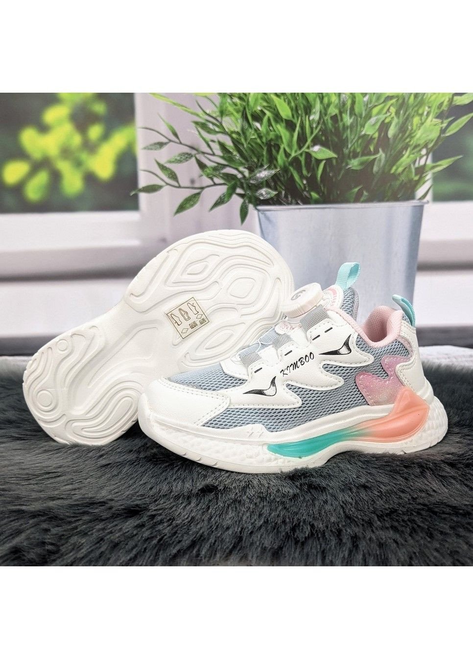 Сірі осінні кросівки дитячі для дівчинки Kimboo