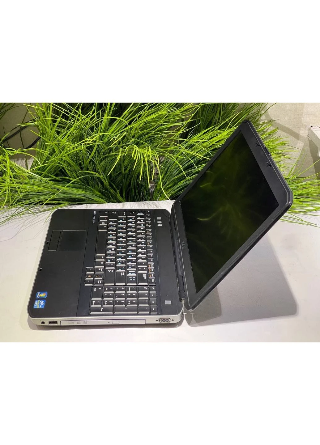 Ноутбук Latitude E5530 / 15.6" (1920x1080) TN / intel Core i5-3210M (2 (4) ядра по 2.5 - 3.1 GHz) / 8 GB DDR3 / 480 GB SSD / Dell (398144116)