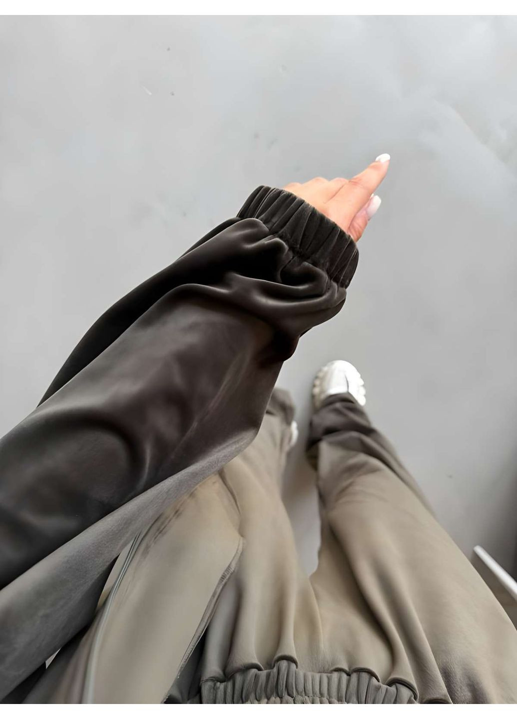 Велюровий жіночий спортивний костюм оверсайз хакі, костюм з велюру штани та кофта з капюшо... Україна (355059389)