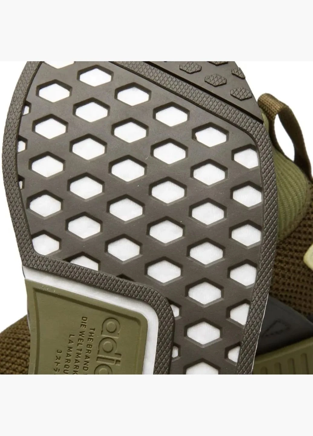 Зелені кросівки чоловічі originals nmd xr1 winter green cq3074 adidas