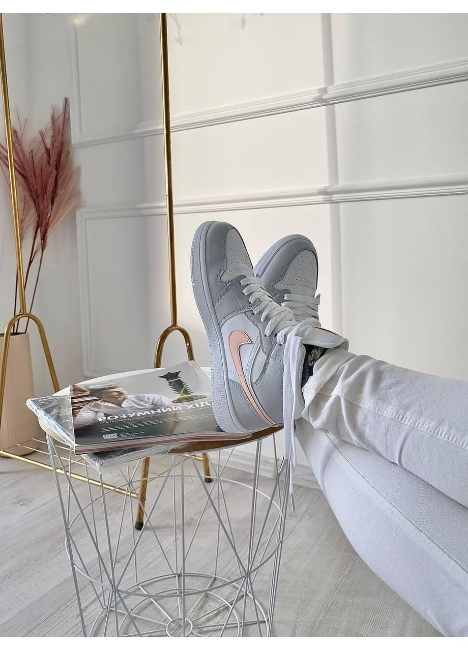 КРОССОВКИ ЖЕНСКИЕ NIKE AIR JORDAN 1 RETRO MID LIGHT GREY SHELL PINK НАЙК АИР ДЖОРДАН No Brand розовые демисезоны (367170548)