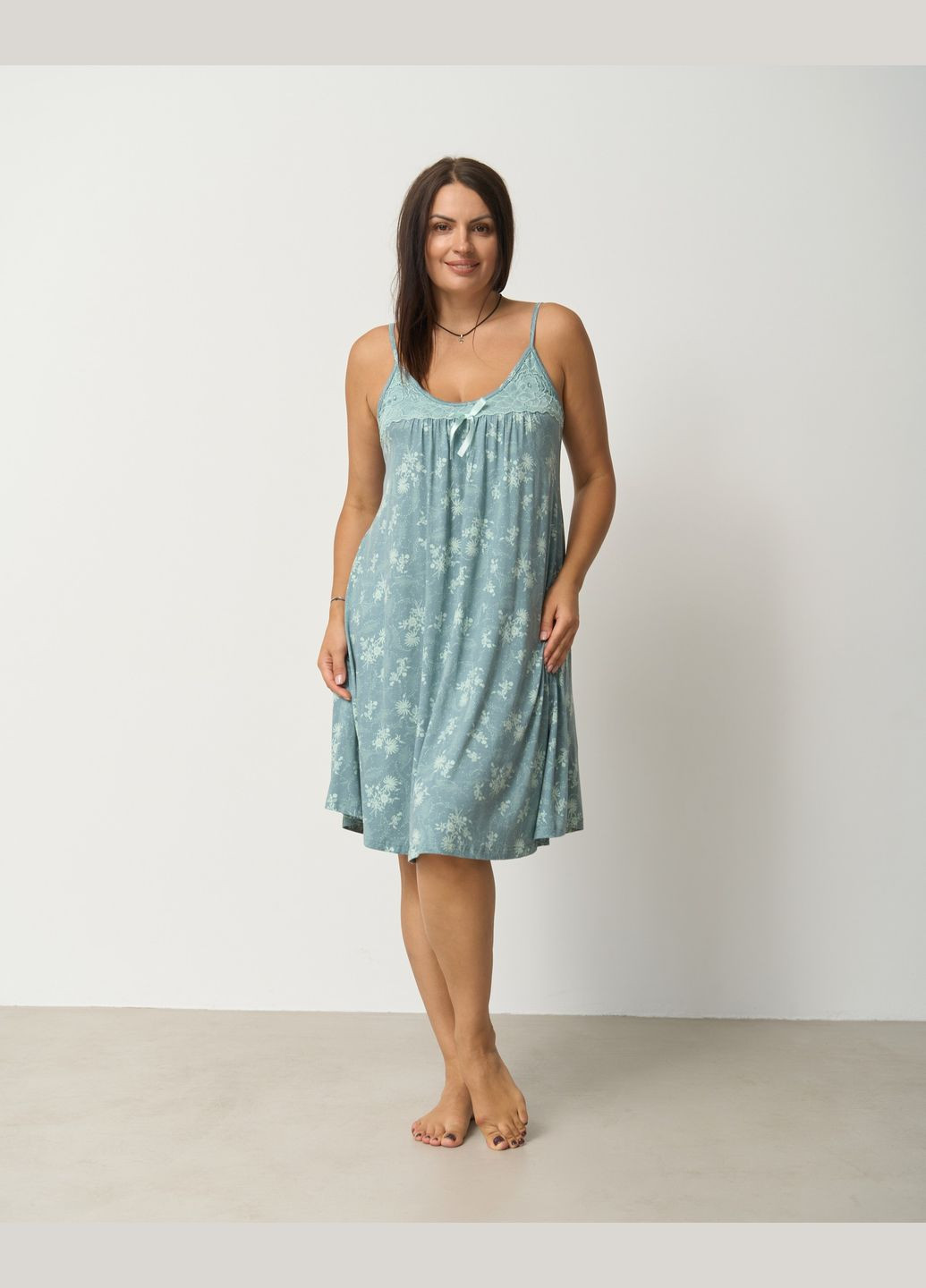 Батальна сорочка на тонкому бретелі у візерунки Nicoletta (304369446)