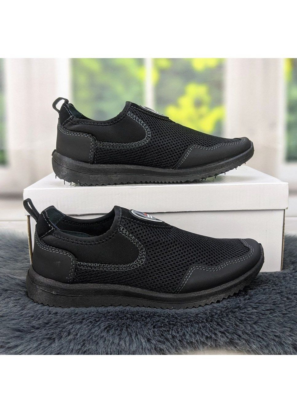 Чорні Літні підліткові кросівки для хлопчика сітка Dago