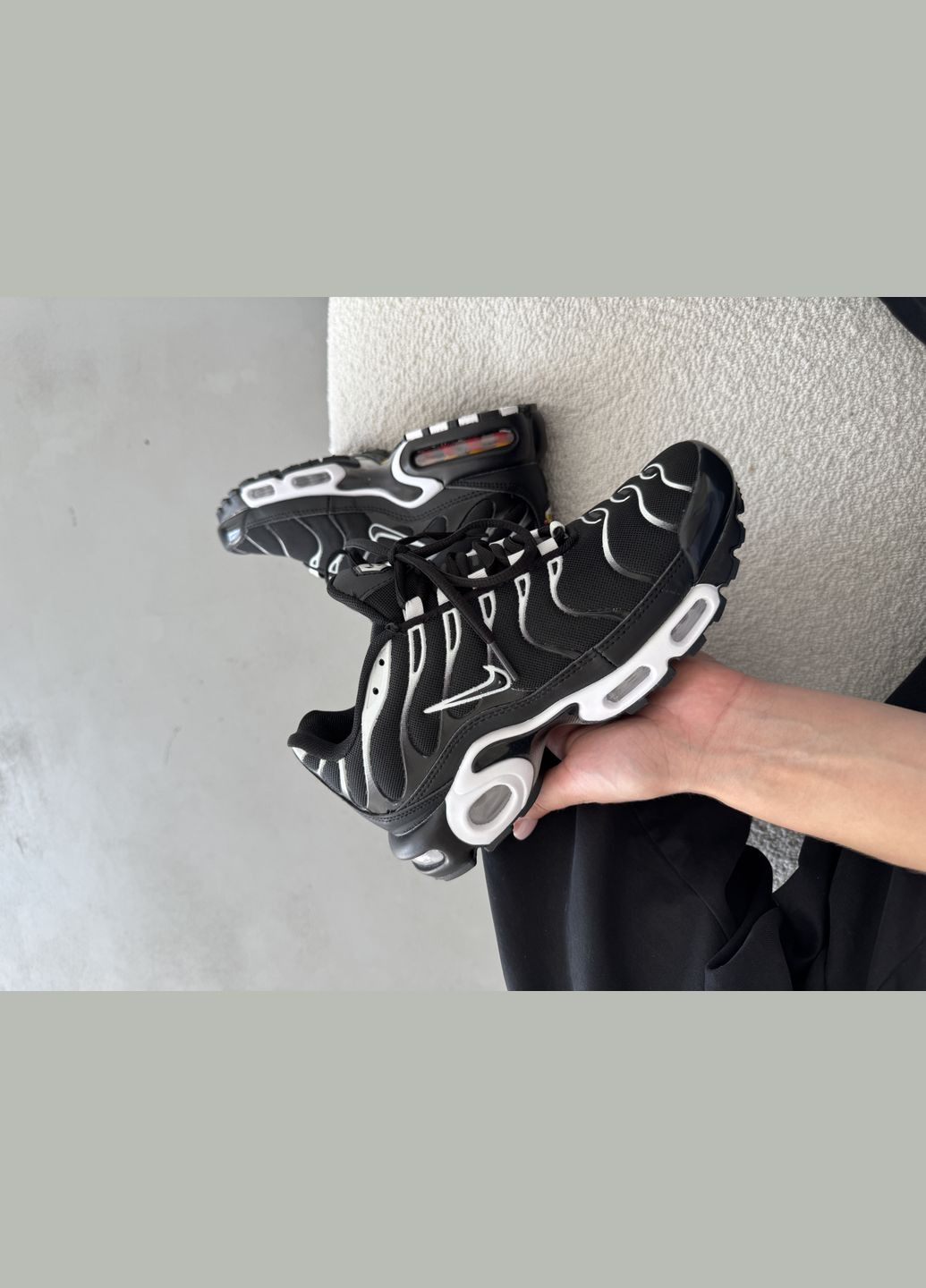 Чорні Осінні кросівки чоловічі і жіночі nike air max tn plus black | найк аір макс тн плюс чорні No Brand
