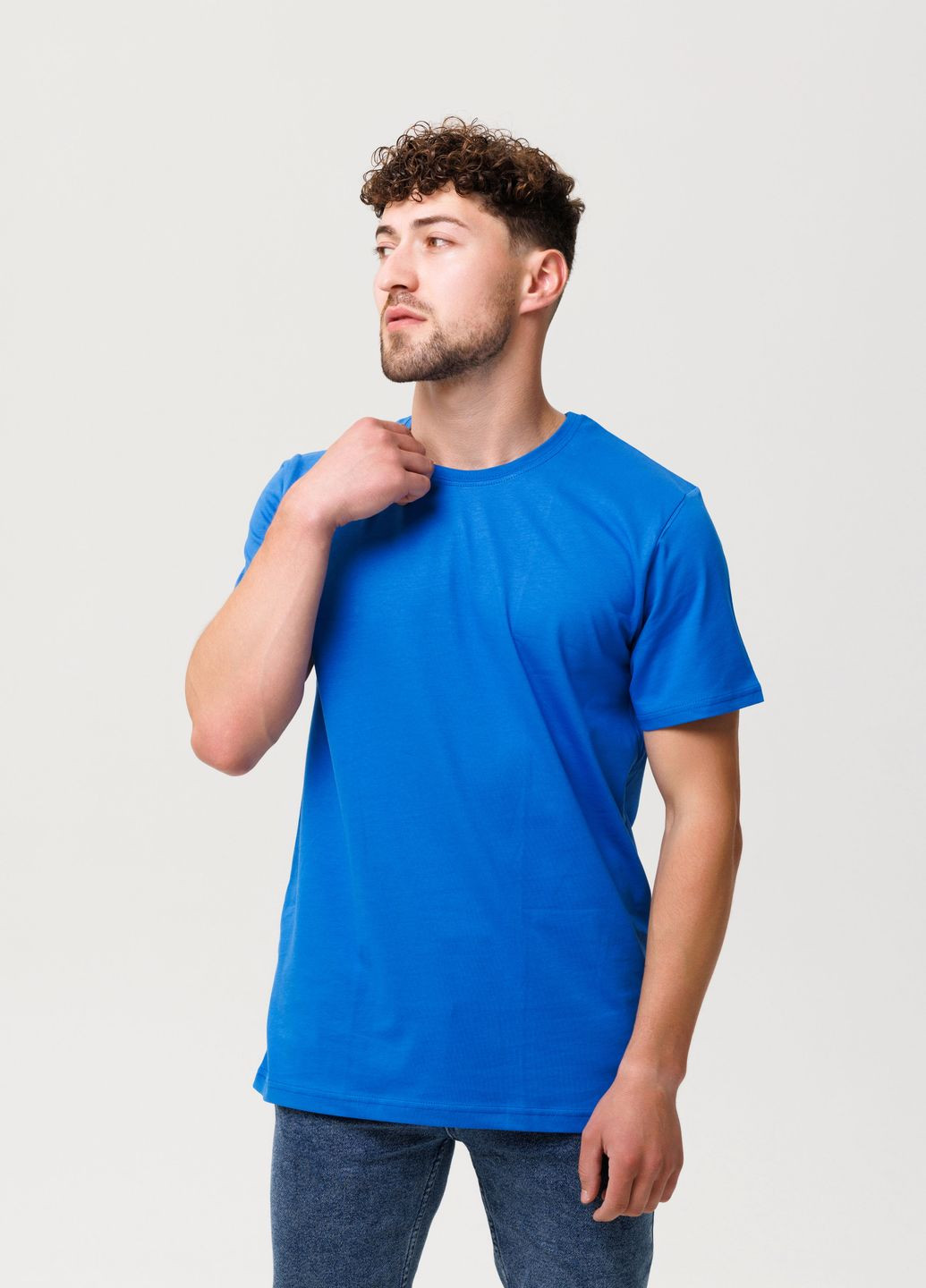 Синя футболка чоловіча приталена Наталюкс 12-1338