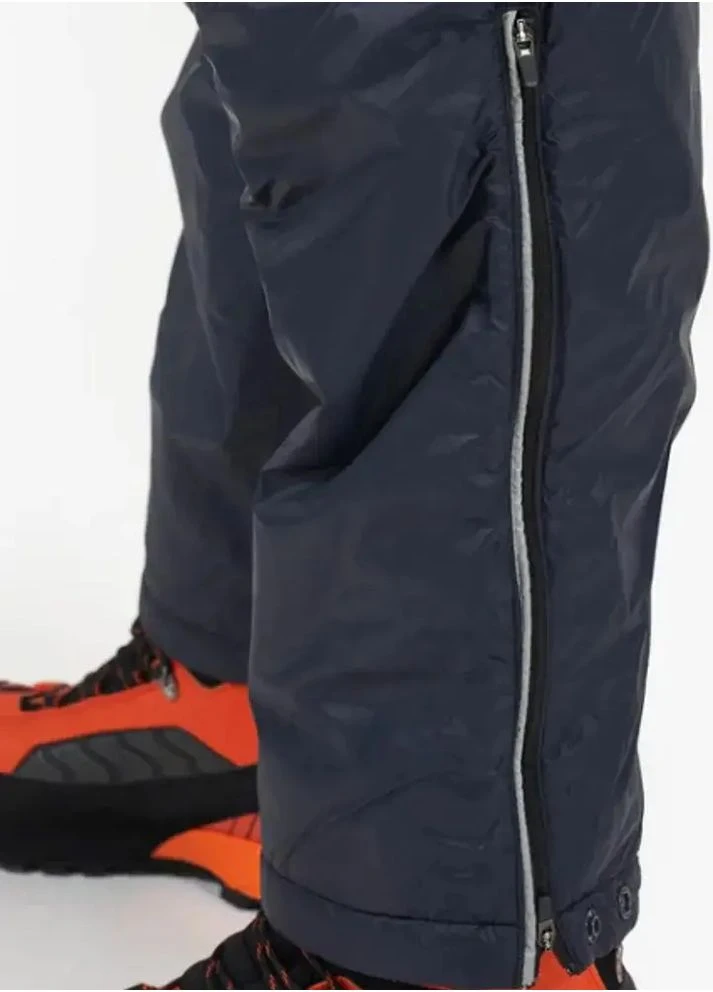 Черные демисезонные брюки Montane