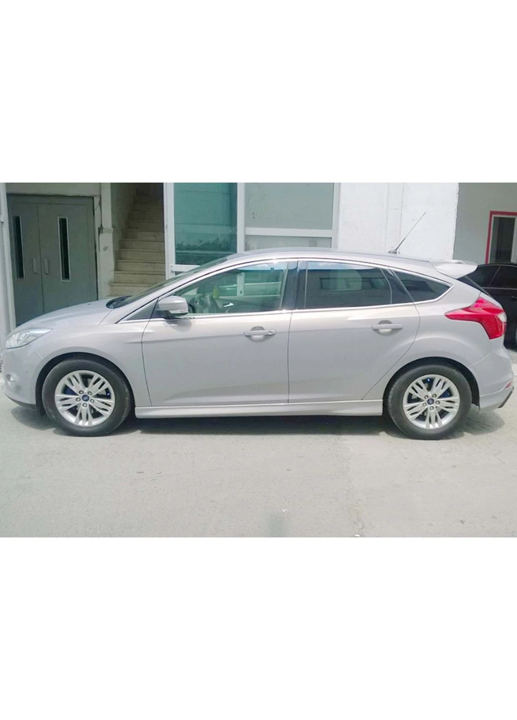 Боковые пороги (2011-2014, грунтованные) для Ford III DPT Focus (394724423)