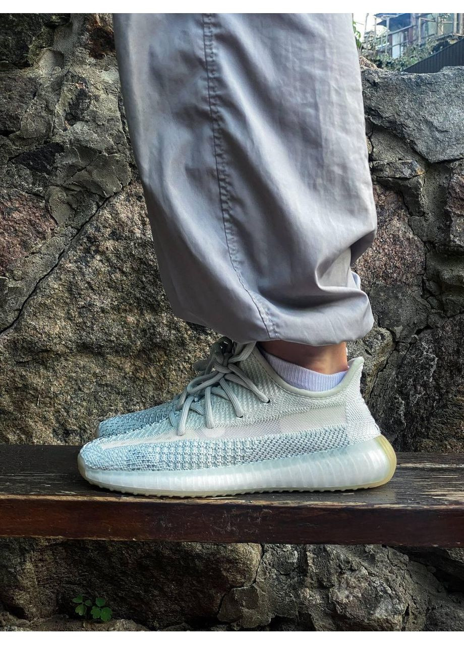 Сірі Осінні кросівки чоловічі adidas yeezy 350 v2 cloud white 1 адідас ізі буст No Brand
