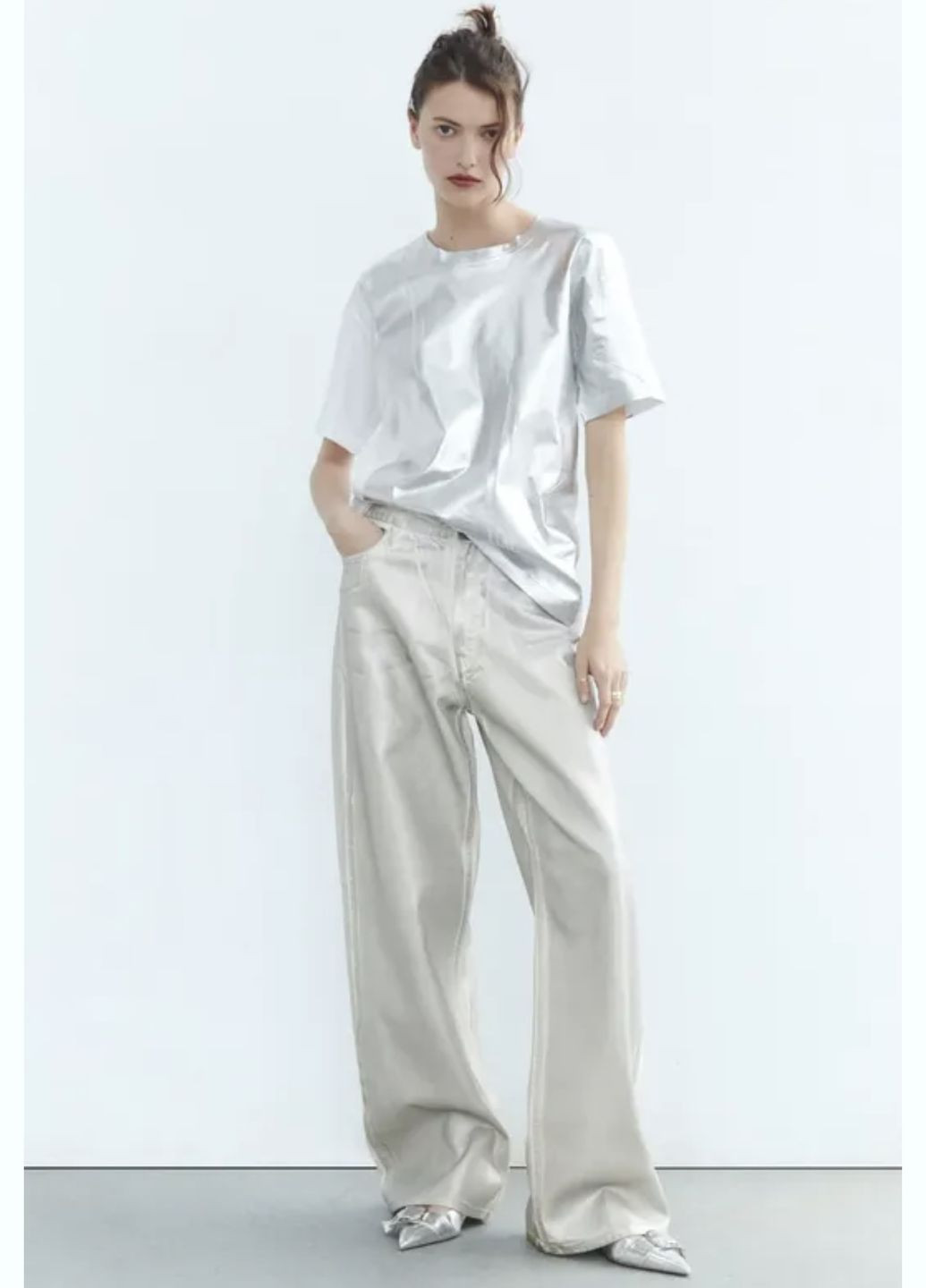 Футболка серебряная фольга с напылением оверсайз металлизированная тренд Zara - (324445135)