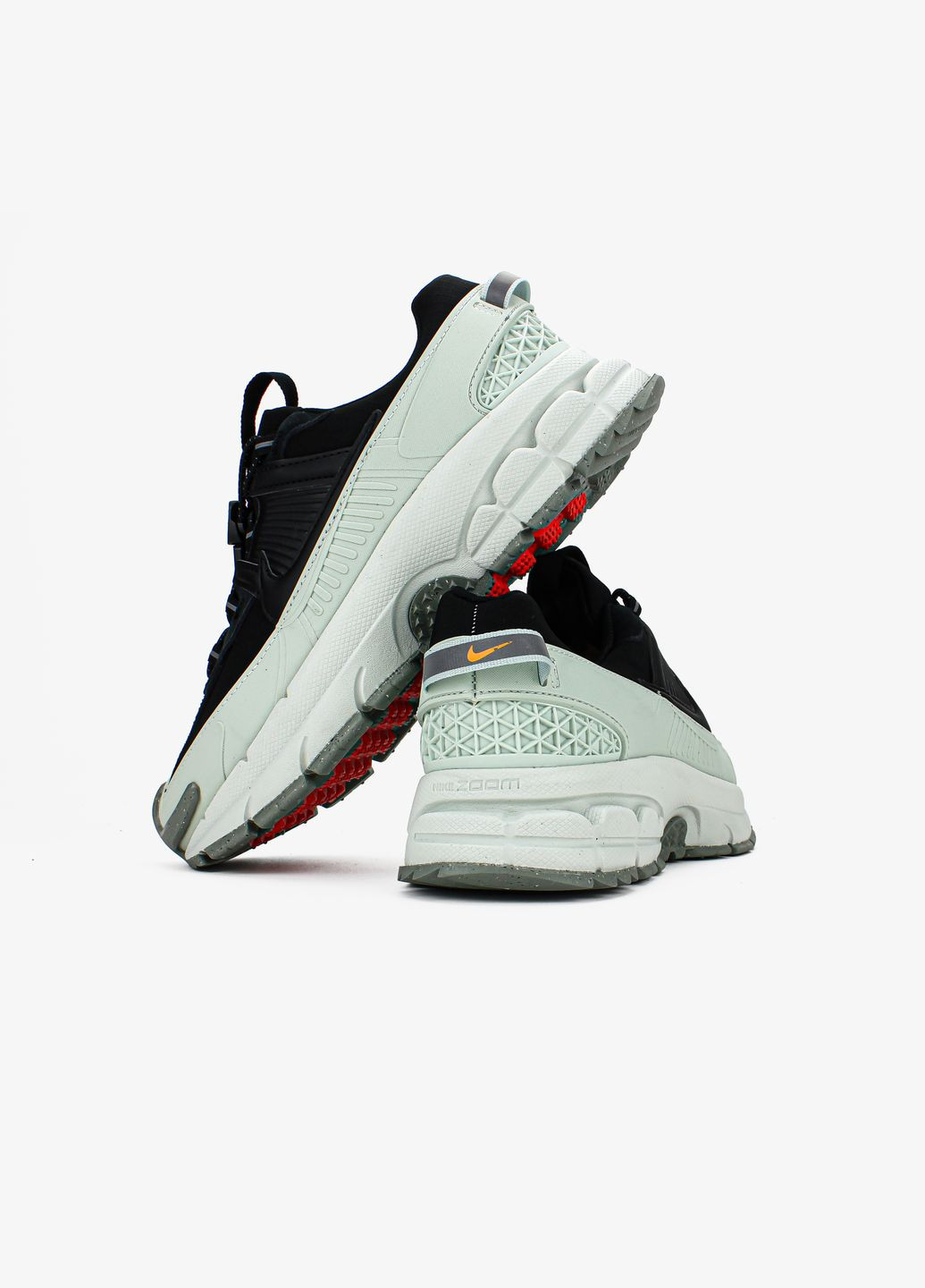 Белые демисезонные кроссовки мужские и женские nike vomero roam white black | найк вомеро роам белые No Brand