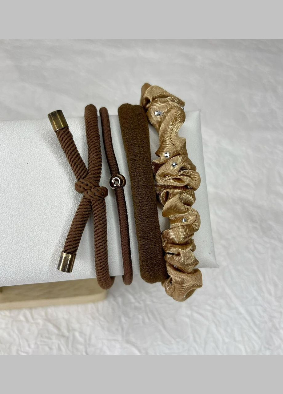 Гумки для волосся Набір тканинних резиночок з різних матеріалів Коричневий 6 см Упаковка 4 шт Finding (315799697)