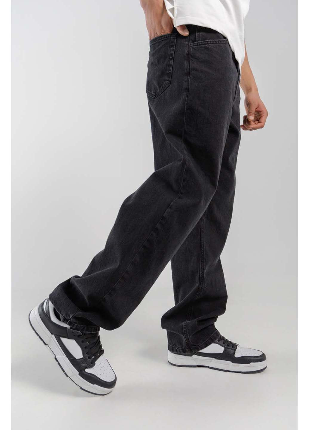 Черные демисезонные джинсы LAWA