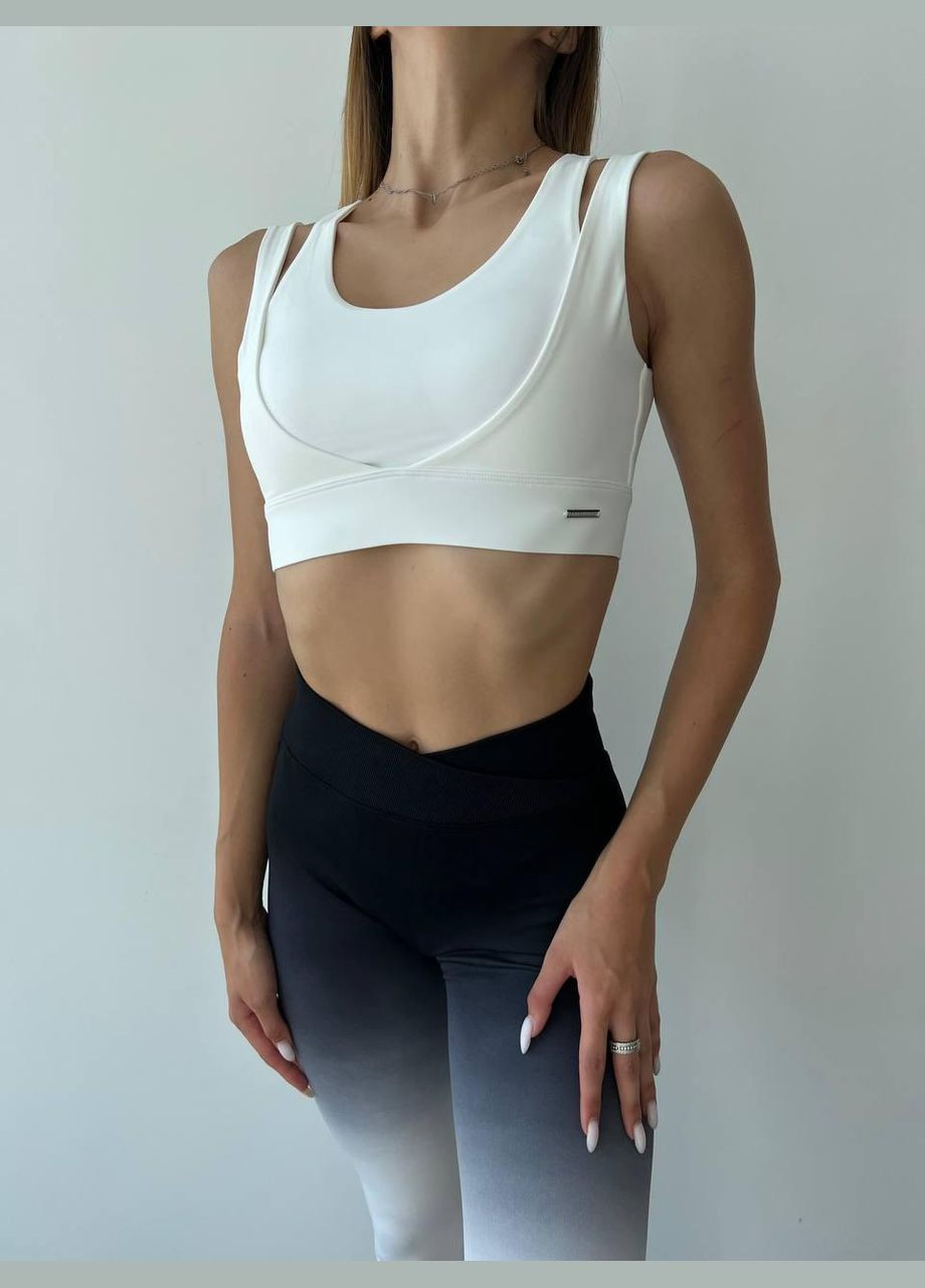 Топ з застібкою на спині та чашками, молочного кольору, розмір L Trends (330757738)