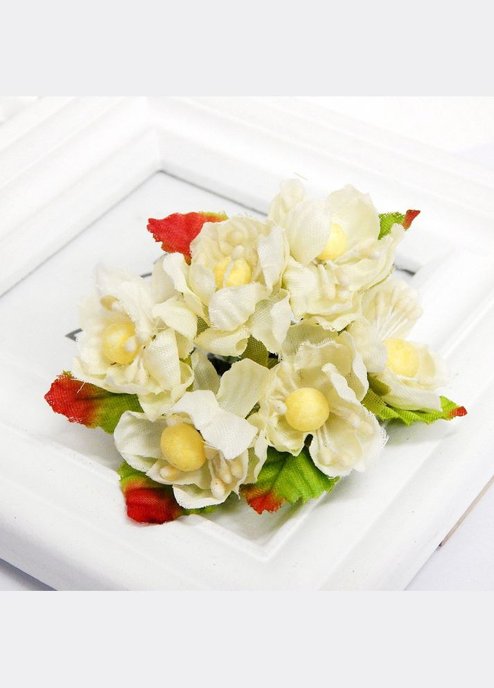 Искусственные цветы Яблоня, букетик, 10 см, кремовые, 6 шт No Brand (340485056)