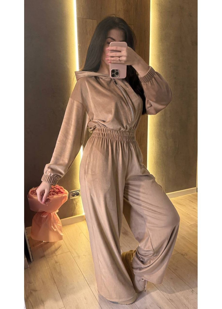 Женский велюровый комбинезон с капюшоном и акцентом на талии. MonCher комбинезон-брюки бежевый повседневный велюр