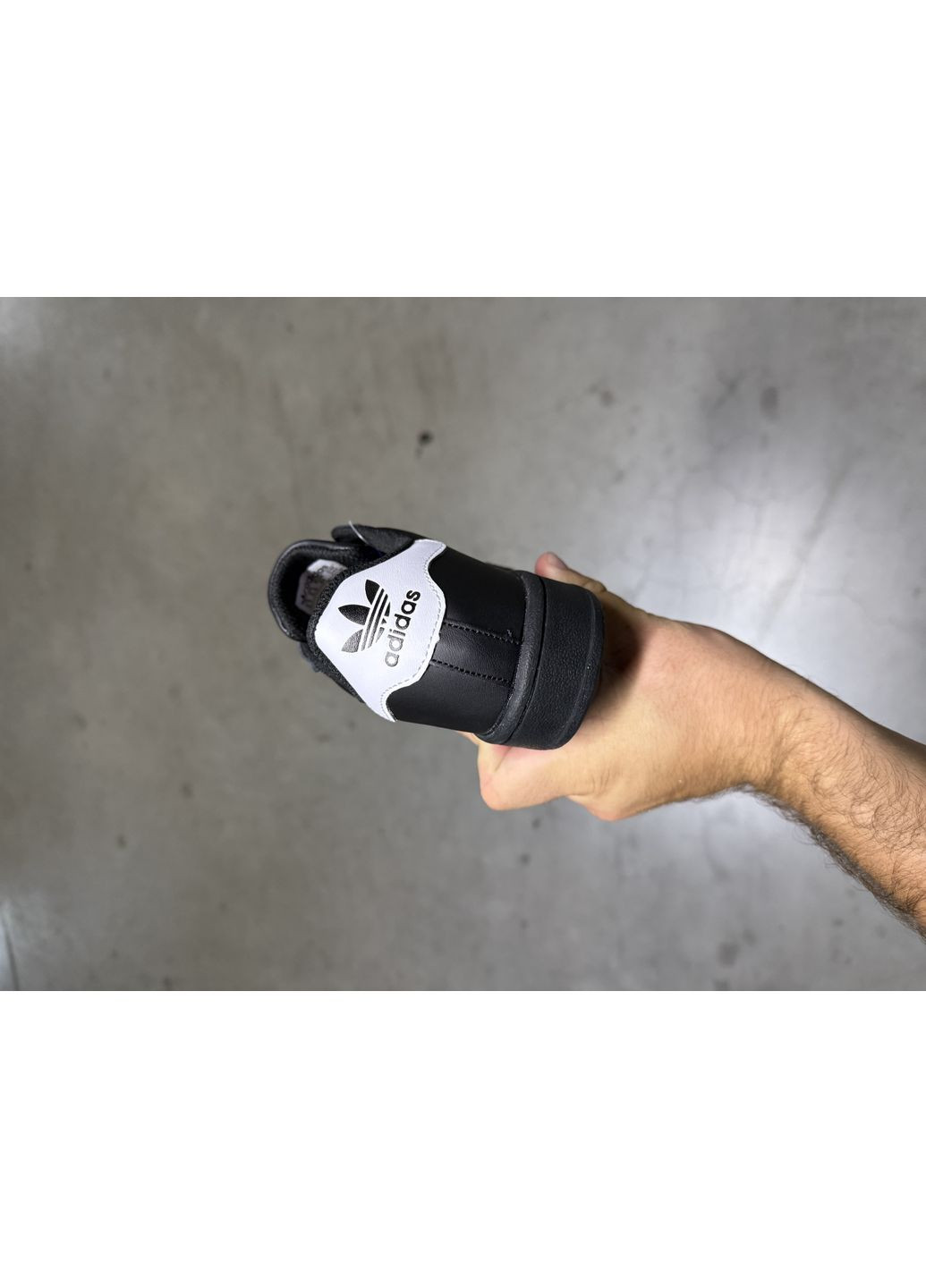 Черные демисезонные кроссовки мужские adidas superstar black адидас суперстар No Brand