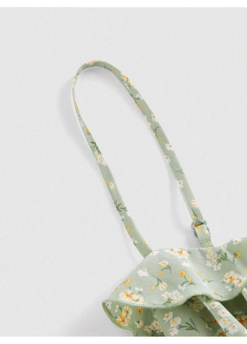 Зеленое платье SHEIN