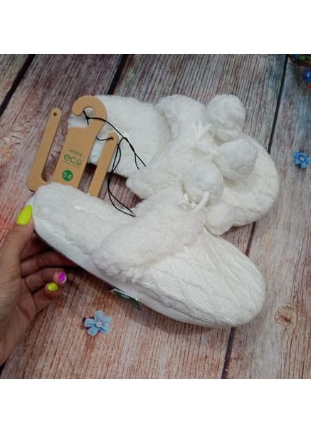 Белые домашние тапочки вязанные с эффектом памяти для женщины memory foam ob-fw31015-07 Ardene