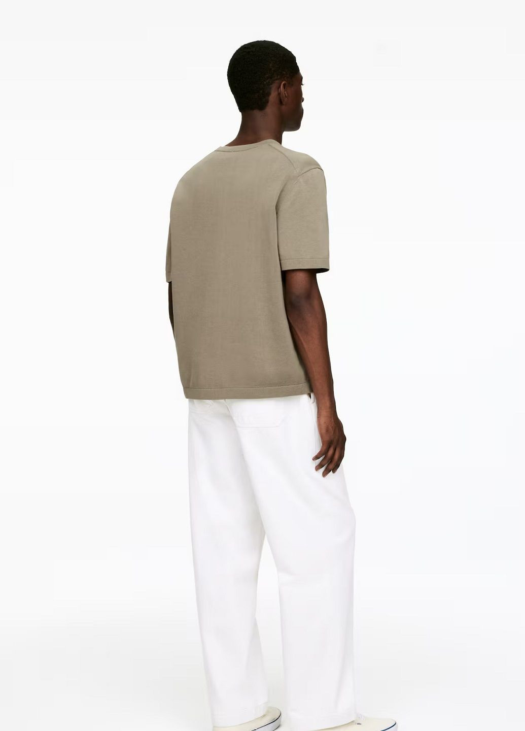 Хаки (оливковая) футболка Arket