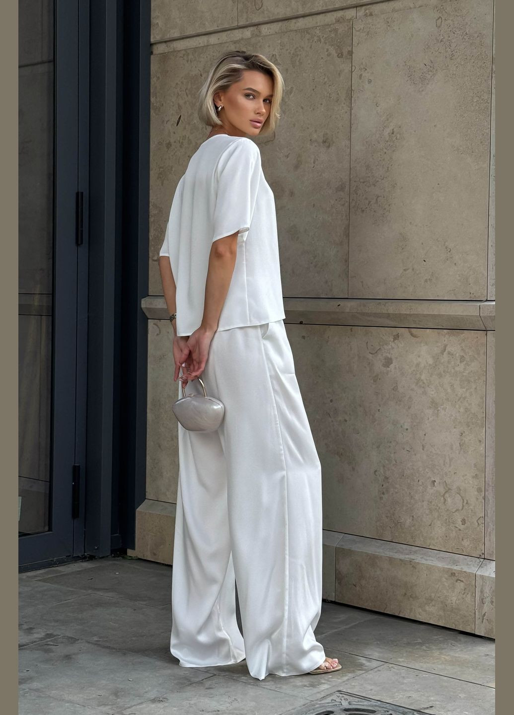 Летние широкие брюки прямого кроя белого цвета Jadone Fashion (297669740)