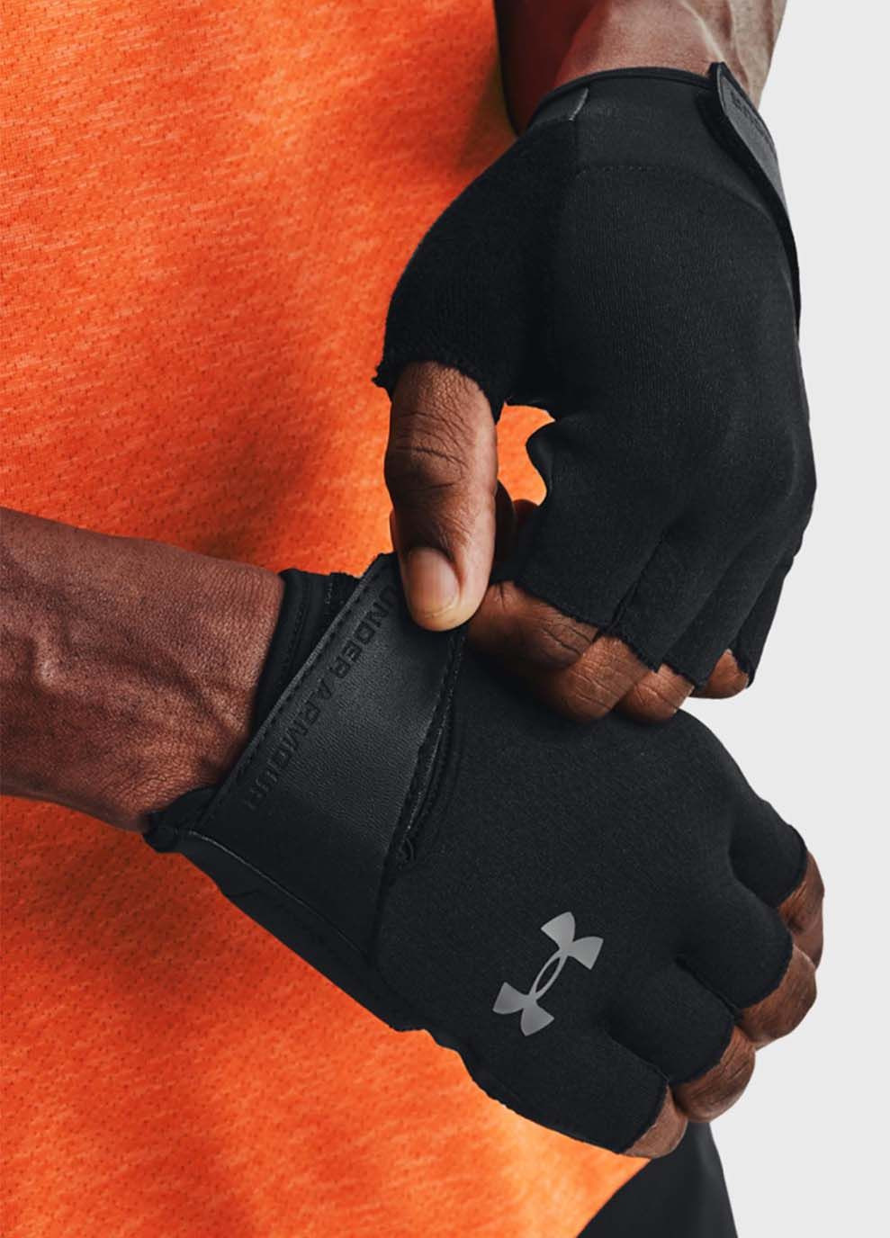 Мужские Перчатки UA's Training Gloves Черный Under Armour (302228354)