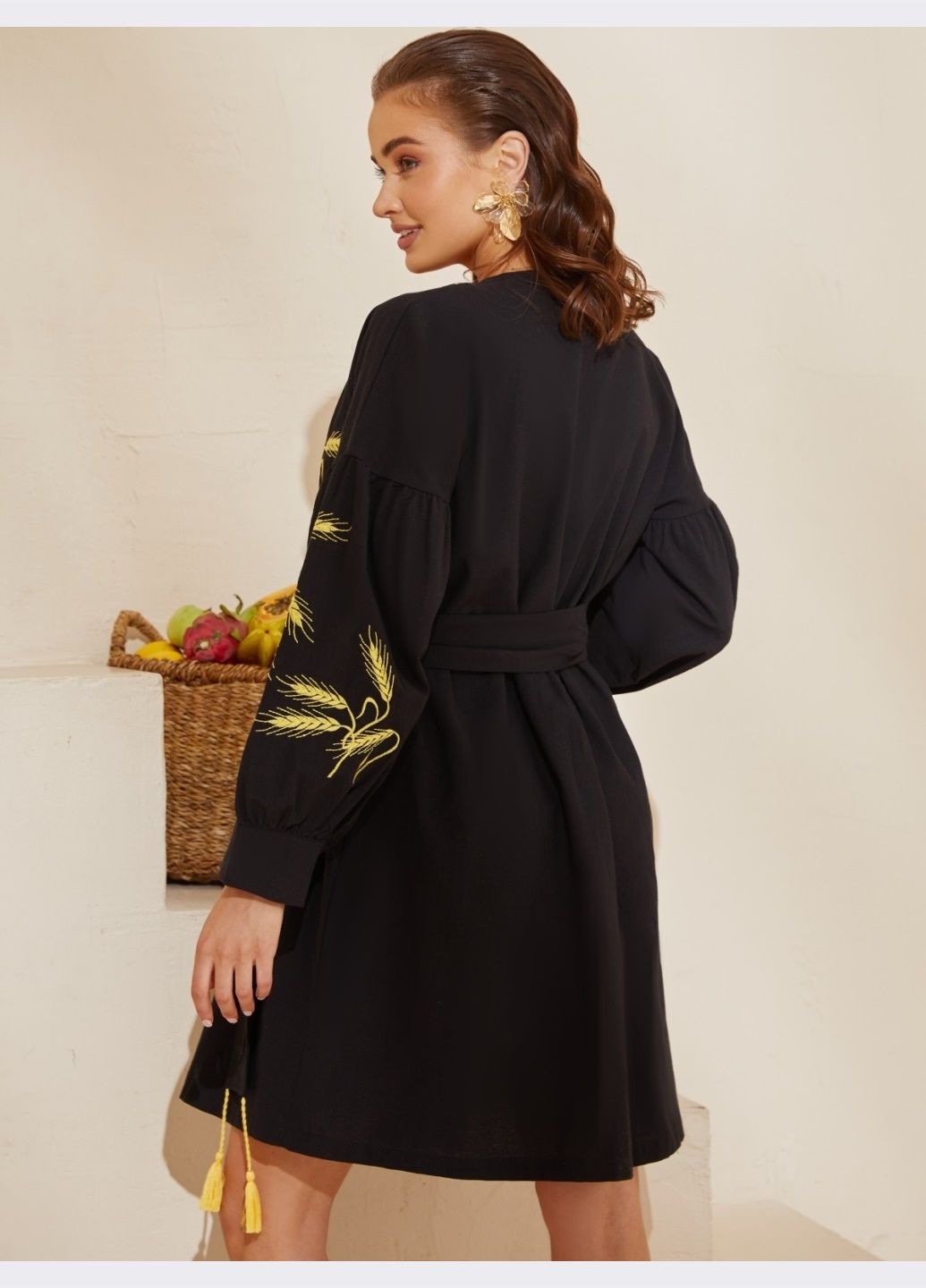 чёрное платье-вышиванка с поясом Dressa (293508662)