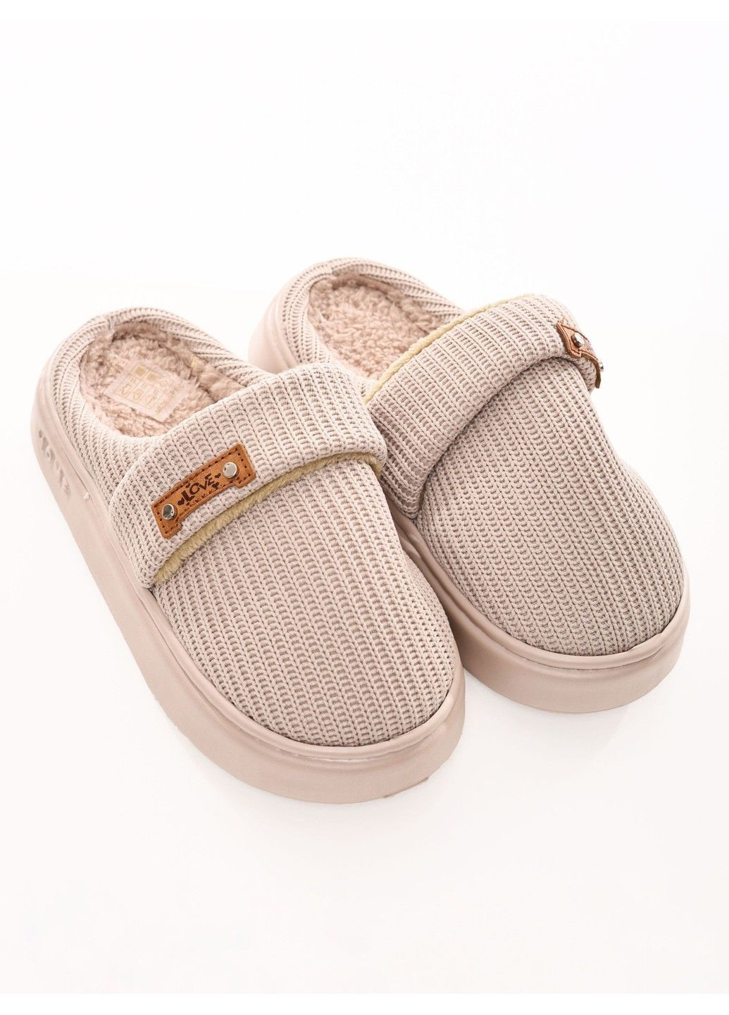 Молочные тапочки женские UTRAND